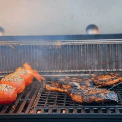 Pack Weber Crafted Pour Barbecue Weber Genesis Entre 2016 Et 2022 -Meilleur Endroit Barbecue 7670 grille weber ambiance viande min 2