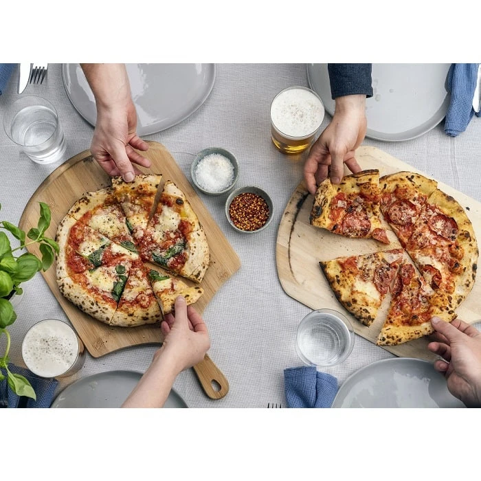 Pelle à Pizza Et Planche De Service En Bambou Ooni - Taille 12 2 Pelle à Pizza Et Planche De Service En Bambou Ooni - Taille 12 – Image 2